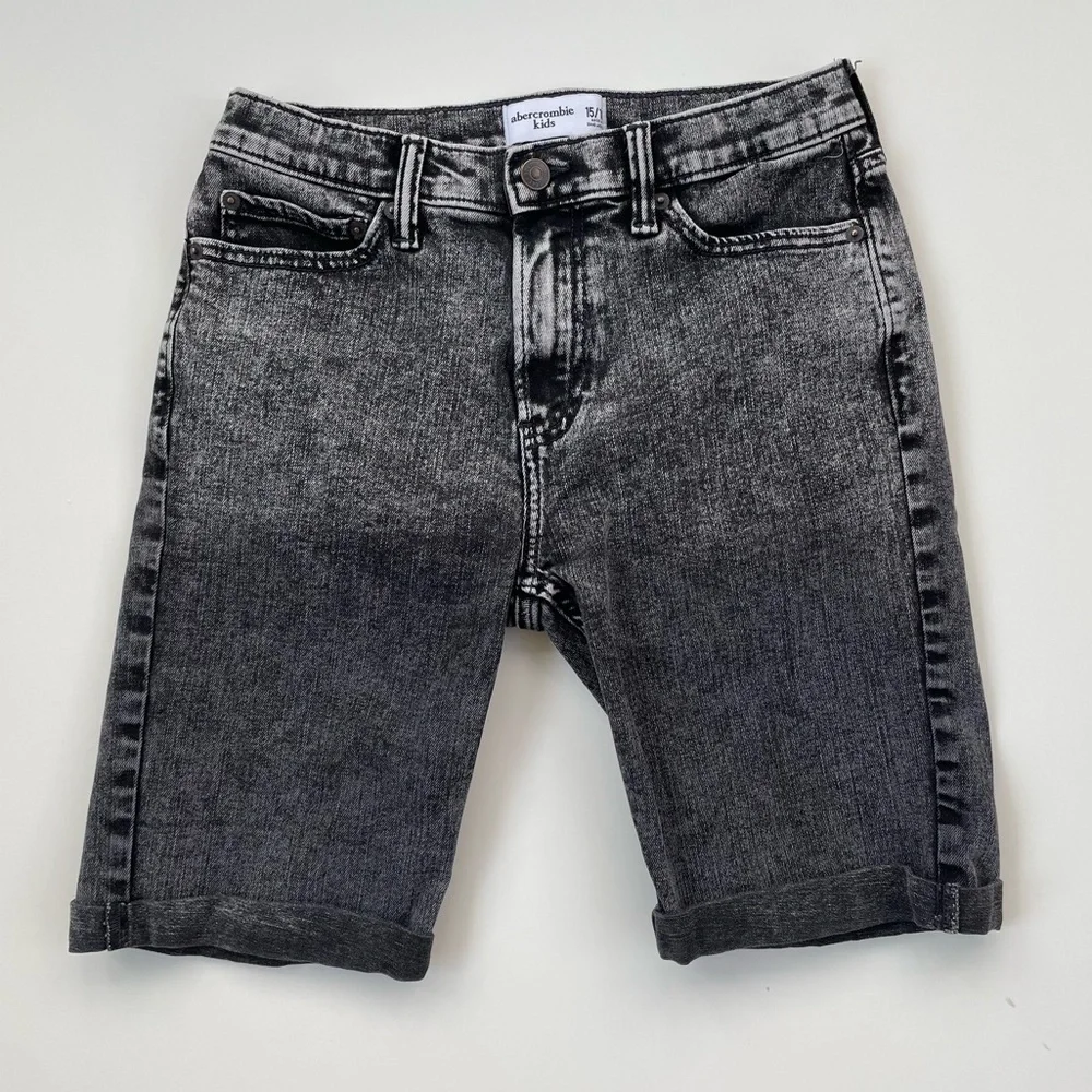 Abercrombie kids Boys Faded Black Stone Washed Acid Washed Denim Shorts 15/16